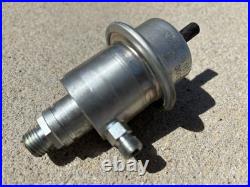 000781189 0438161013 Fuel Pressure Regulator 420SEL 560SEC 560SEL 560SL 300SL 2