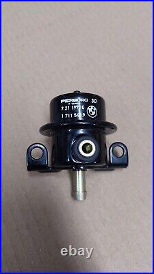 BMW E30 E28 E34 E24 E23 E32 fuel pressure regulator 13531711541 genuine @ NEW @