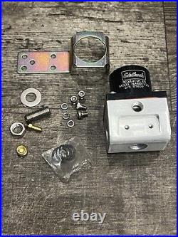 Edelbrock 1729 EFI Fuel Pressure Regulator 13114017 New Open Box