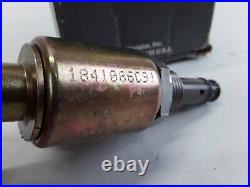 NEW GENUINE International 1841217C91 Fuel Injection Pressure Regulator Kit